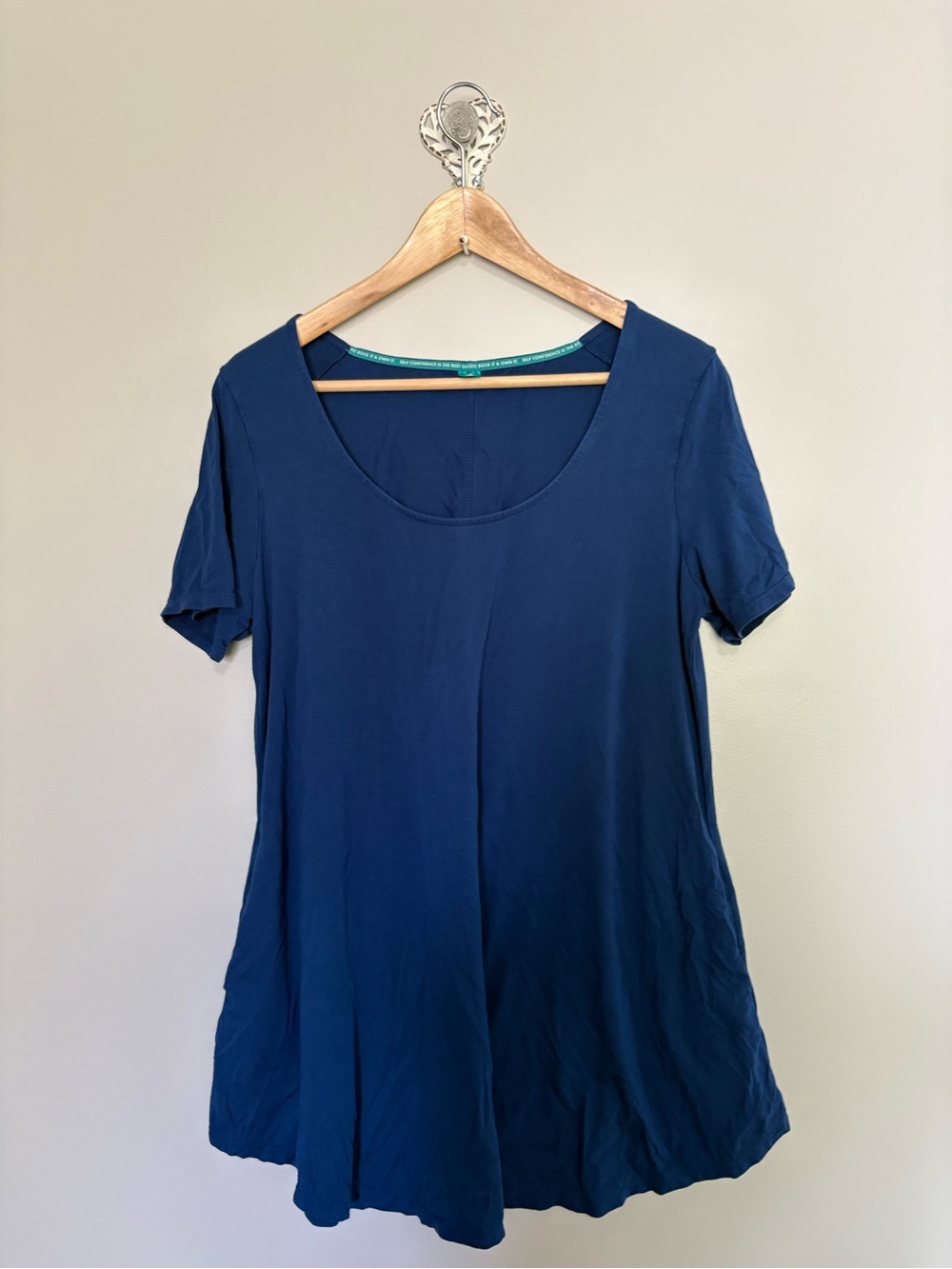 Sweetlegs Scoop Neck Short Sleeve Top
